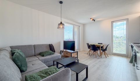 Kiadó 3 szobás lakás, 3 szobás lakás, Hornostavská, Nitra, Szlovákia