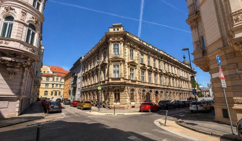 Eladó 3 szobás lakás, 3 szobás lakás, Tolstého, Bratislava - Staré Mes