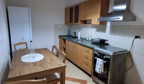 Kiadó 1 szobás lakás, 1 szobás lakás, Jesenského, Dunajská Streda, Szl