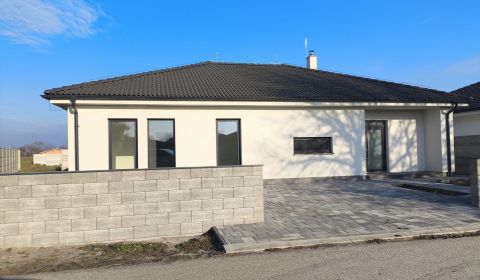 Eladó Családi ház, Családi ház, Dunajská Streda, Szlovákia