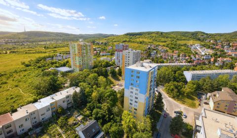 Eladó 3 szobás lakás, 3 szobás lakás, Sadmelijská, Bratislava - Rača, 