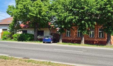 Eladó Családi ház, Családi ház, SNP, Senec, Szlovákia