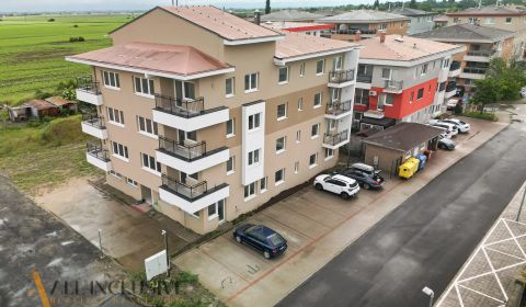 Eladó 3 szobás lakás, 3 szobás lakás, Dlhá, Senec, Szlovákia