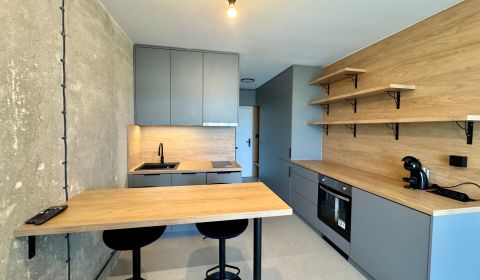 Kiadó 2 szobás lakás, 2 szobás lakás, Kysucká, Košice - Západ, Szlovák