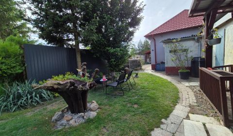 Eladó Családi ház, Családi ház, Paľovce, Galanta, Szlovákia