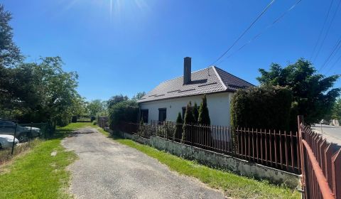 Hangulatos 3 szobás családi ház Topoľnicán eladó