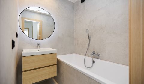 Eladó 4 szobás lakás, 4 szobás lakás, Humenská, Košice - Západ, Szlová