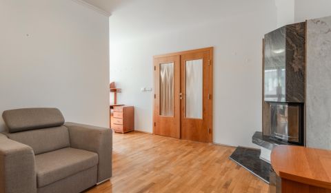 Eladó 2 szobás lakás, 2 szobás lakás, Heyrovského, Bratislava - Lamač,