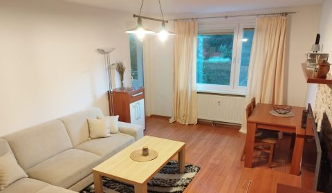 Kiadó 3 szobás lakás, 3 szobás lakás, Banská Bystrica, Szlovákia