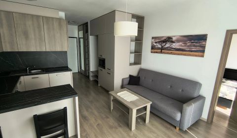 Eladó 2 szobás lakás, 2 szobás lakás, Zuzany Chalupovej, Bratislava - 