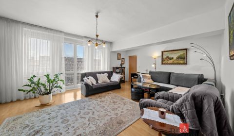 Eladó 4 szobás lakás, Bratislava - Ružinov, Szlovákia