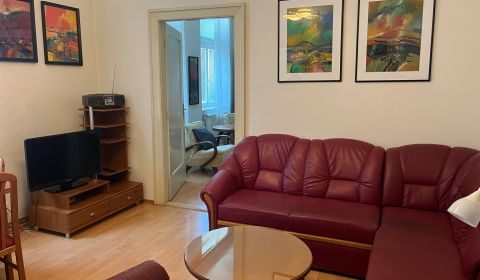 Kiadó 2 szobás lakás, 2 szobás lakás, Obchodná, Bratislava - Staré Mes