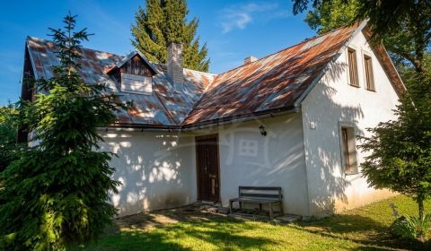 Eladó Családi ház, Családi ház, Banská Štiavnica, Szlovákia
