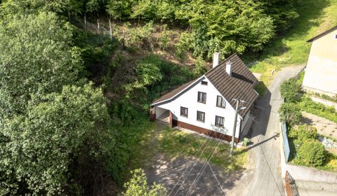 Eladó Családi ház, Családi ház, Sklené Teplice, Žiar nad Hronom, Szlov