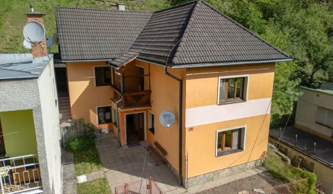 Eladó Családi ház, Családi ház, Sklené Teplice, Žiar nad Hronom, Szlov