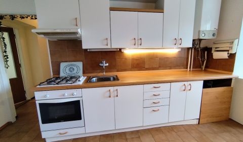 Eladó 3 szobás lakás, 3 szobás lakás, Nitra, Szlovákia