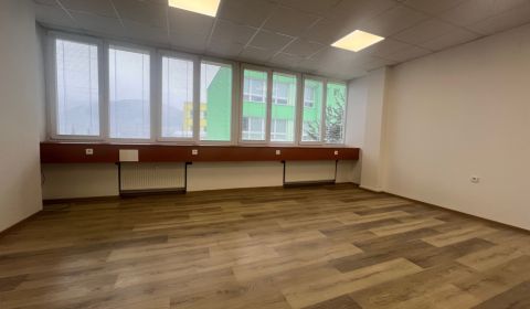 Kiadó Irodahelység, Irodahelység, Banská Bystrica, Szlovákia