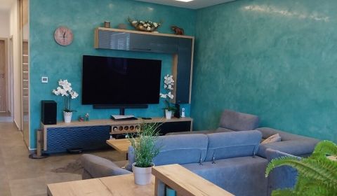 Eladó 4 szobás lakás, 4 szobás lakás, Lipová, Senec, Szlovákia