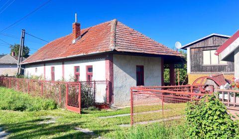 Eladó Családi ház, Családi ház, Nitra, Szlovákia