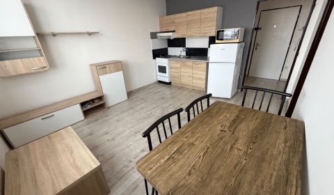 Eladó 1 szobás lakás, 1 szobás lakás, Bernolákova, Topoľčany, Szlováki