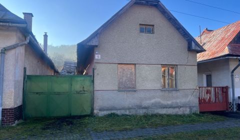Eladó Családi ház, Családi ház, Hrnčiarska, Banská Bystrica, Szlovákia