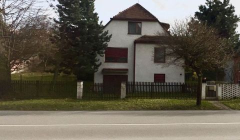 Eladó Családi ház, Családi ház, Makovického, Ružomberok, Szlovákia