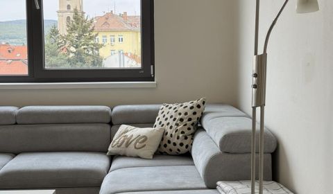 Kiadó 3 szobás lakás, 3 szobás lakás, Moyzesova, Pezinok, Szlovákia