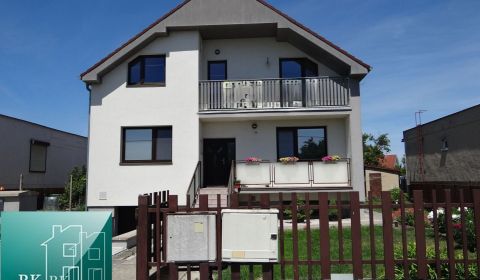 Eladó Családi ház, Családi ház, Senec, Szlovákia