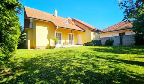 Eladó Családi ház, Családi ház, Perličková, Bratislava - Podunajské Bi
