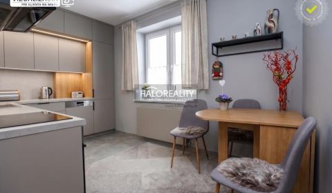 Eladó 2 szobás lakás, Považská Bystrica, Szlovákia