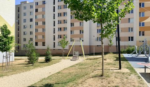 Eladó 3 szobás lakás, 3 szobás lakás, Michalská, Hlohovec, Szlovákia