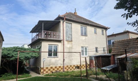Eladó Családi ház, Családi ház, Podmájska, Nitra, Szlovákia