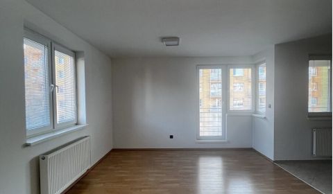 Kiadó 2 szobás lakás, 2 szobás lakás,  Vlčince II , Žilina, Szlovákia