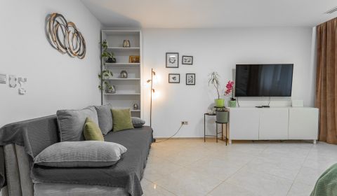 Eladó 2 szobás lakás, 2 szobás lakás, Námestie 1.mája, Bratislava - St