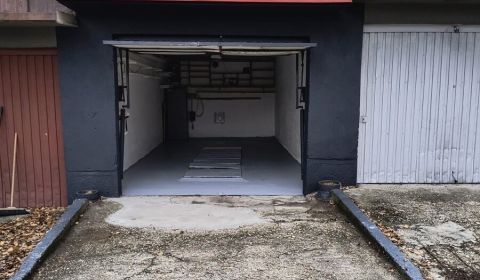 Eladó Garázsok, Garázsok, Púpavová, Bratislava - Karlova Ves, Szlováki