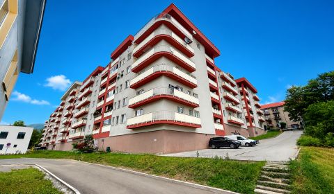 Eladó 3 szobás lakás, 3 szobás lakás, Bakossova, Banská Bystrica, Szlo
