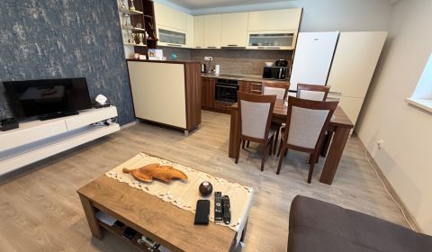 Eladó 3 szobás lakás, 3 szobás lakás, Tichá, Topoľčany, Szlovákia