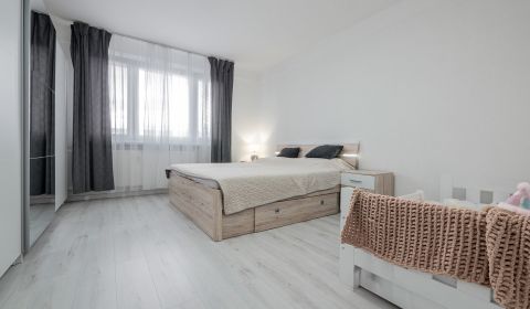 Eladó 3 szobás lakás, 3 szobás lakás, Nedbalova, Nitra, Szlovákia