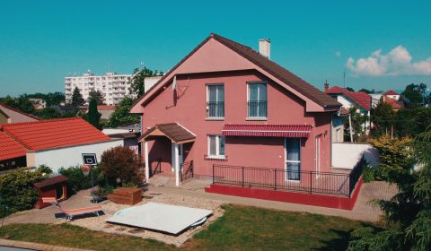 Eladó Családi ház, Családi ház, Topoľčany, Szlovákia
