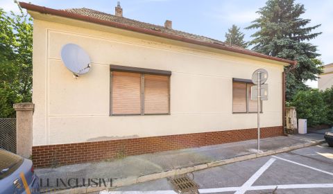 Eladó Családi ház, Családi ház, Dunajská Streda, Szlovákia