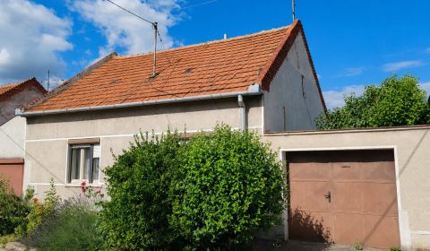 Eladó Családi ház, Családi ház, Komárno, Szlovákia