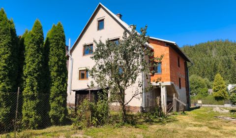 Eladó Családi ház, Családi ház, Čadca, Szlovákia