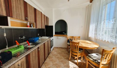 Eladó 3 szobás lakás, 3 szobás lakás, Štúrova, Pezinok, Szlovákia