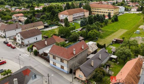 Eladó Családi ház, Családi ház, Banská Bystrica, Szlovákia