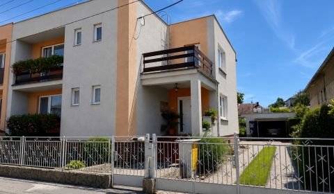 Eladó Családi ház, Családi ház, Tehelná, Senica, Szlovákia