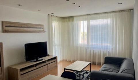 Kiadó 3 szobás lakás, 3 szobás lakás, Staré záhrady, Bratislava - Ruži