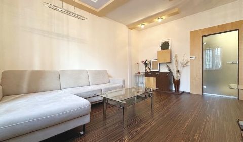 Eladó 2 szobás lakás, 2 szobás lakás, Cukrová, Bratislava - Staré Mest