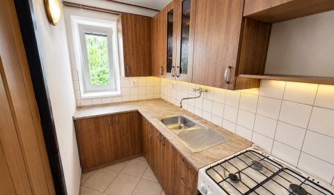 Eladó 3 szobás lakás, 3 szobás lakás, Robotnícka, Senica, Szlovákia