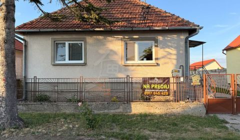 Eladó Családi ház, Családi ház, Komárno, Szlovákia