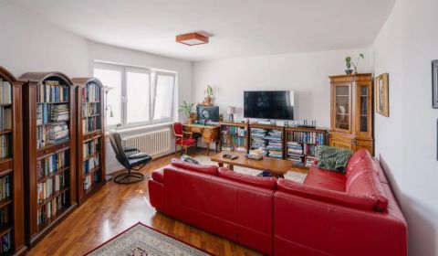 Kiadó 2 szobás lakás, 2 szobás lakás, Haydnova, Bratislava - Staré Mes